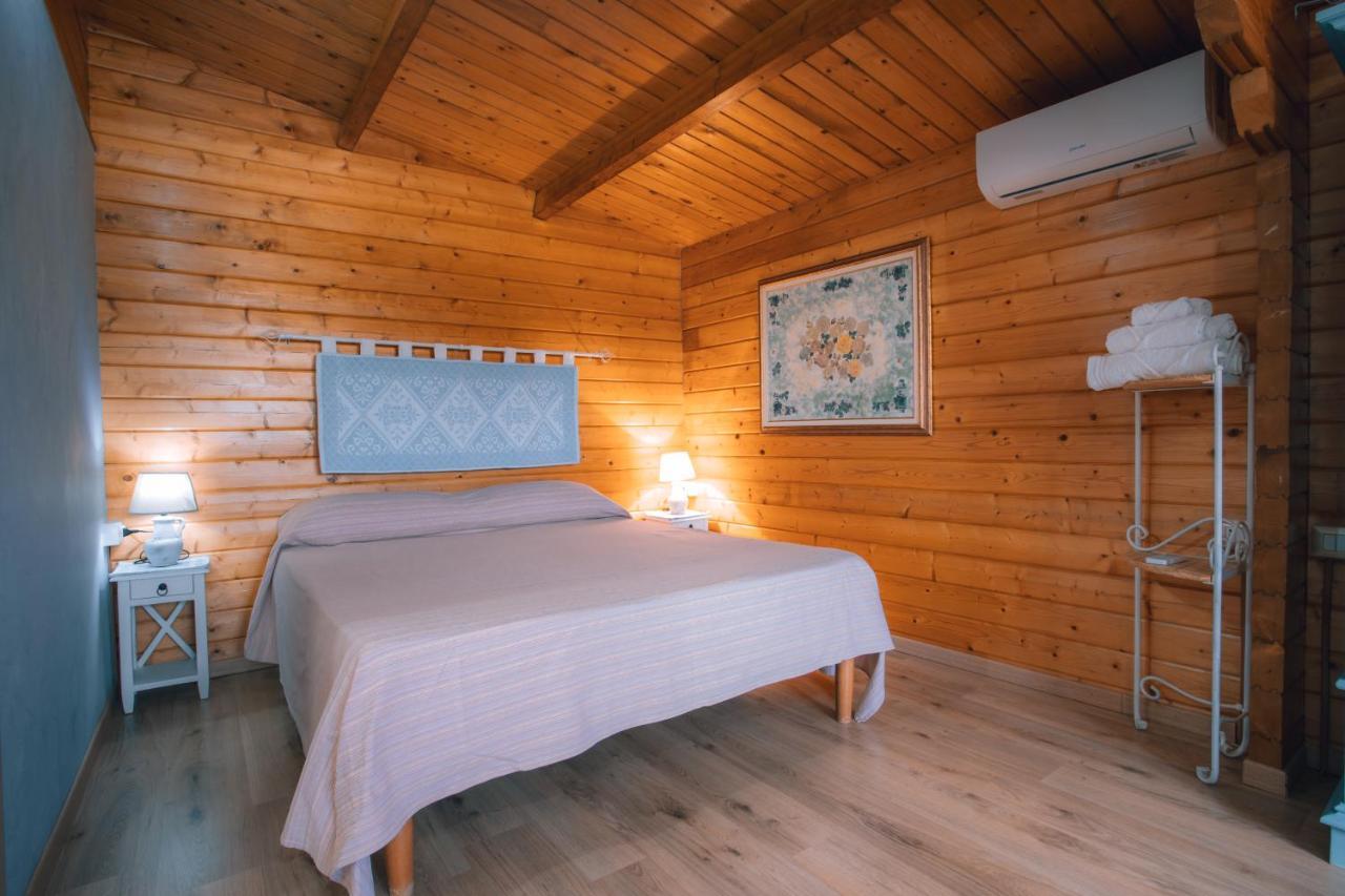 Chalet Sa Petra Ruja - Gadu E Tremene シニスコーラ エクステリア 写真